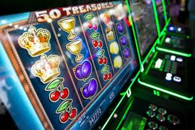 Người chơi tham gia ván Bingo trực tuyến trên điện thoại tại 95win